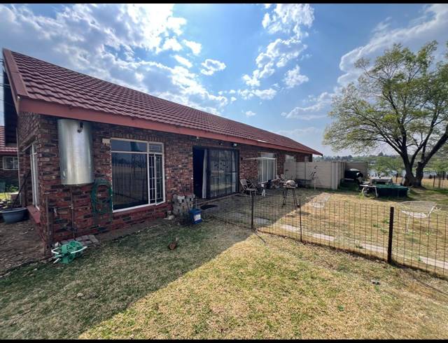 4 BEDROOM HOUSE FOR SALE IN WONDERWATER
